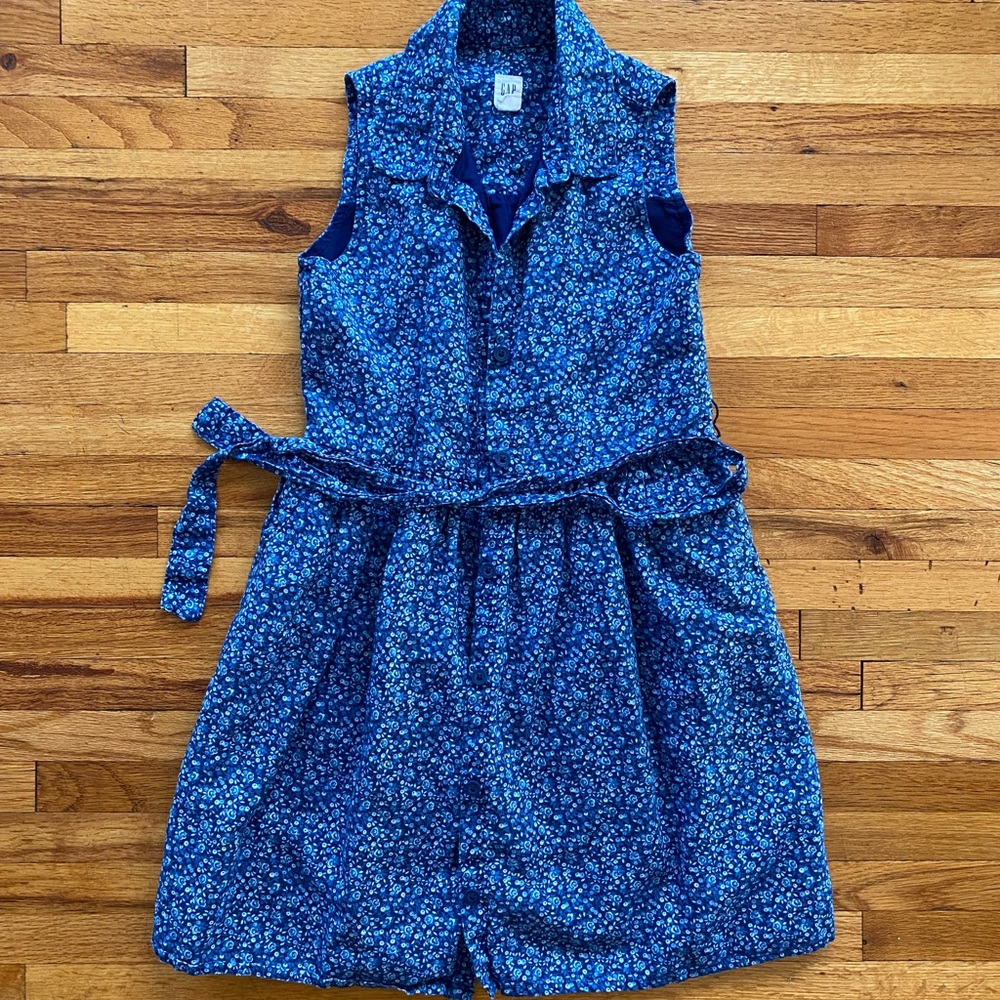 Girls GAP collared shirtdress blue flowered 8 M